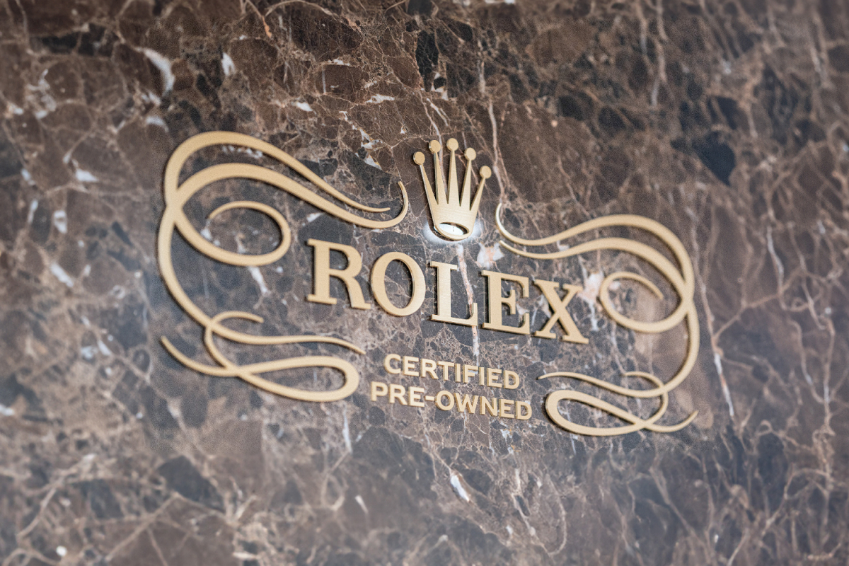 Contact Rolex
