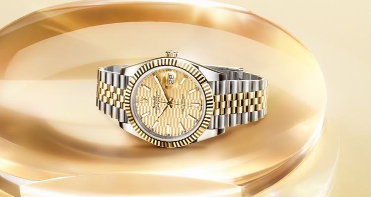 Two-tone Rolex Datejust on gold setting