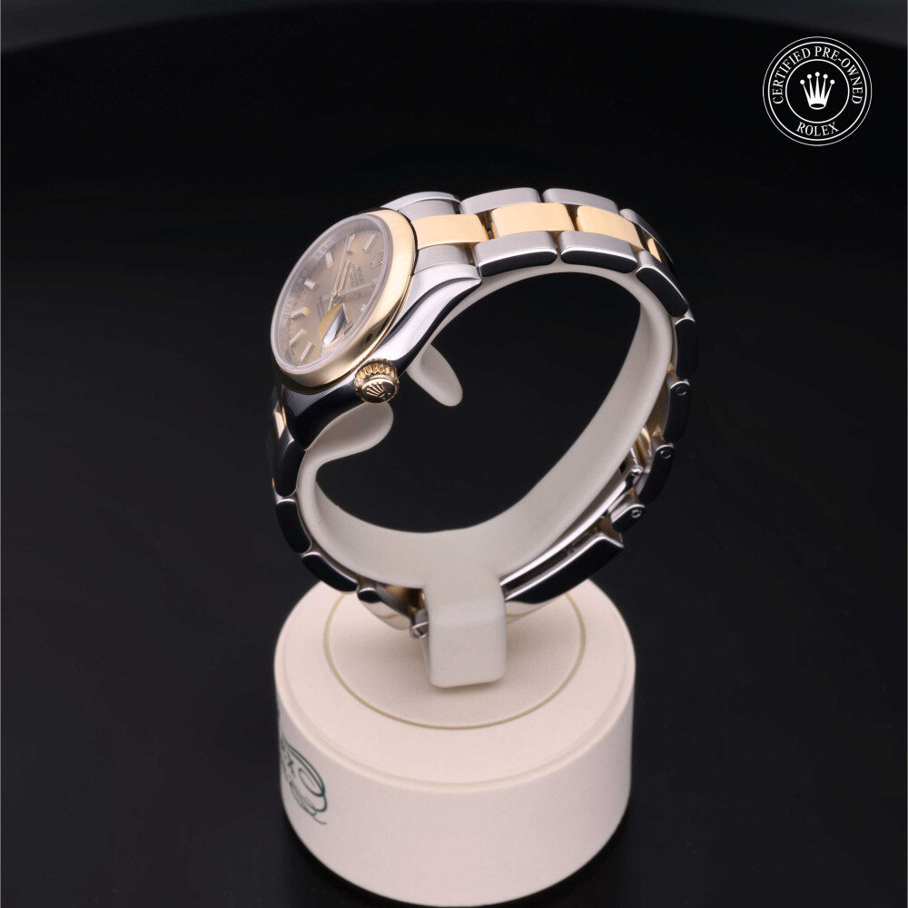rolex-certified-pre-owned-Lady-Datejust -26 mm-Yellow Rolesor-2015-179163