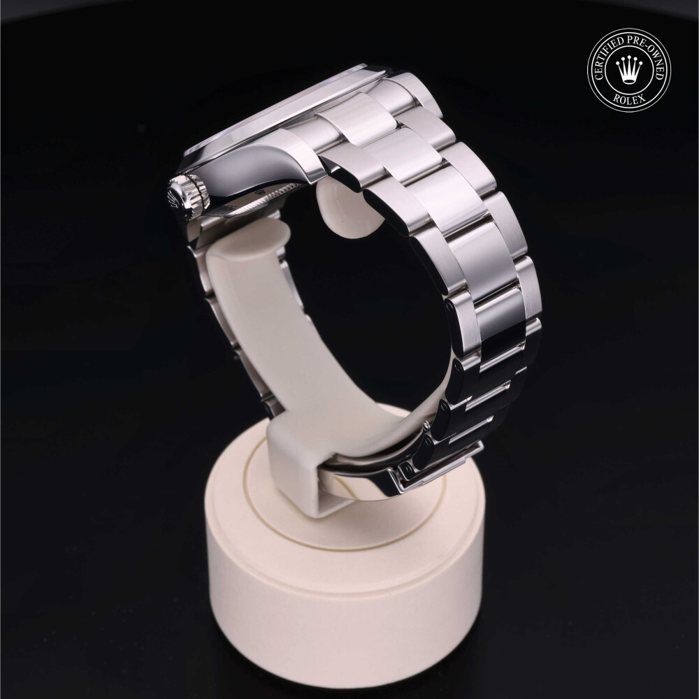 rolex-certified-pre-owned-Milgauss-40 mm-Oystersteel-2016-M116400-0002