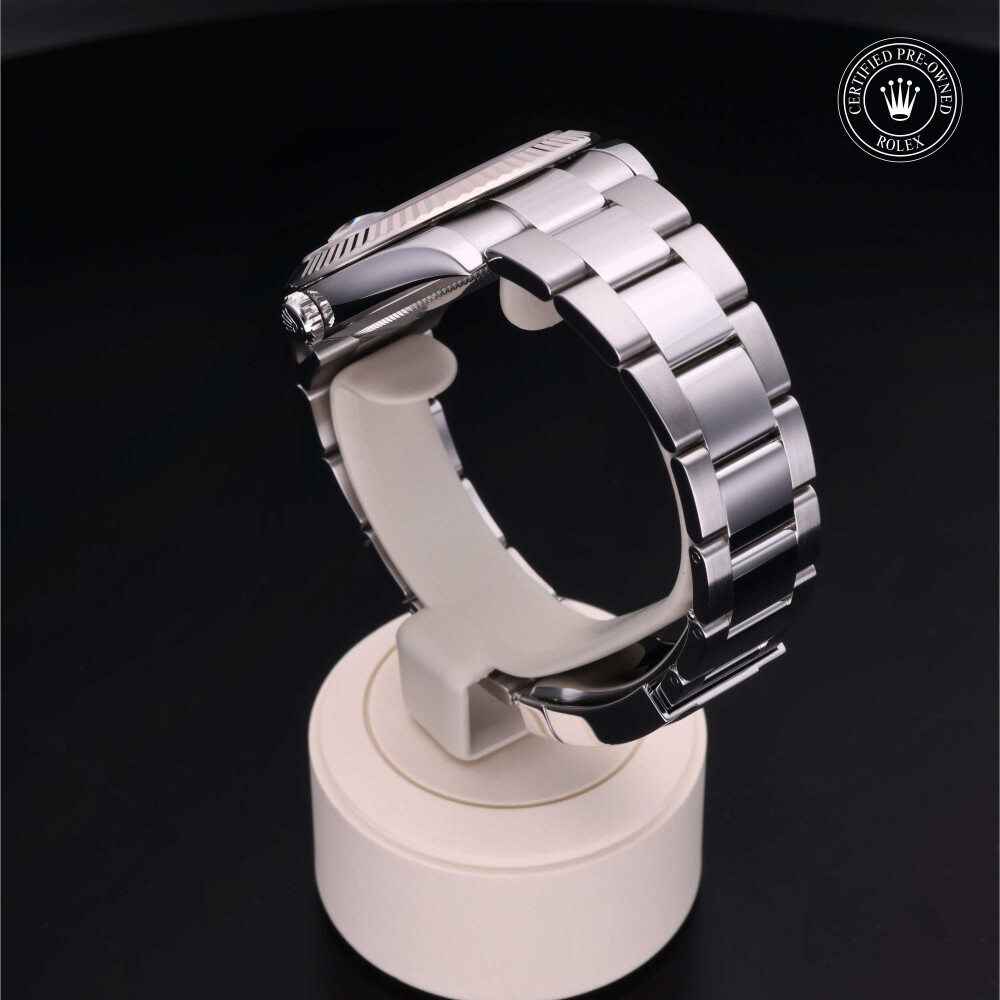rolex-certified-pre-owned-Datejust-41 mm-White Rolesor-2019-M126334-0017