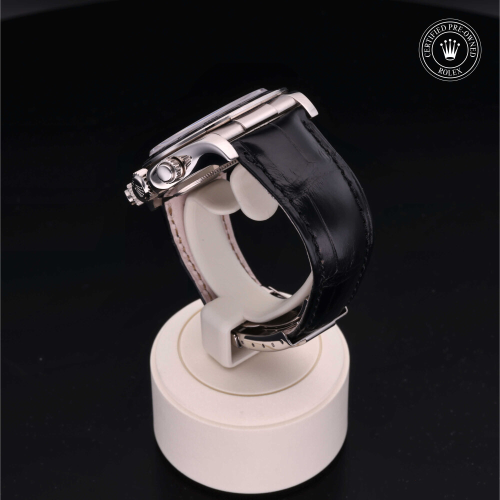 rolex-certified-pre-owned-Cosmograph Daytona-40 mm-18ct White Gold-2011-M116519-0165