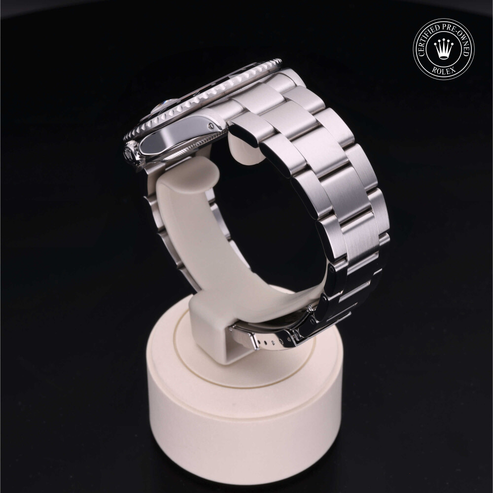 rolex-certified-pre-owned-GMT-Master II-40 mm-Stainless Steel-2000-16710