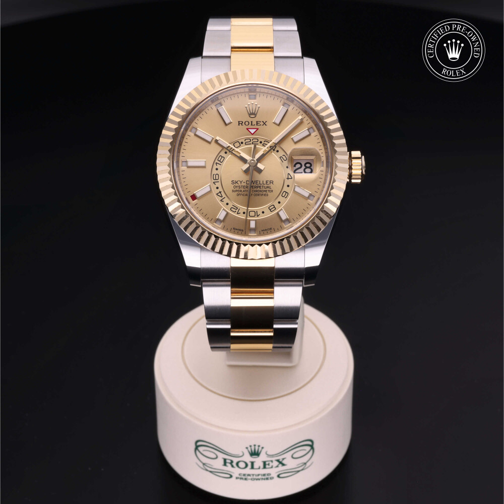 rolex-certified-pre-owned-Sky-Dweller-42 mm-Yellow Rolesor-2019-M326933-0001