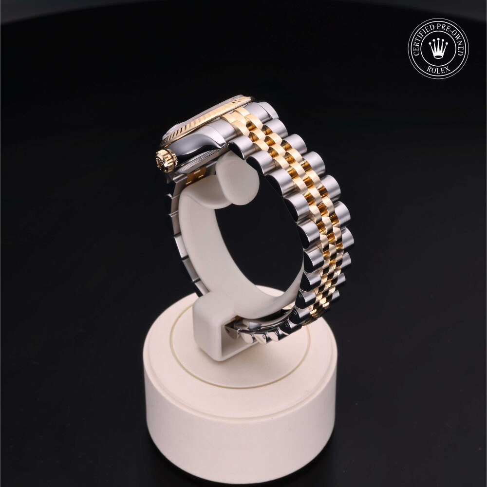 rolex-certified-pre-owned-Lady-Datejust-26 mm-Yellow Rolesor-2013-179173