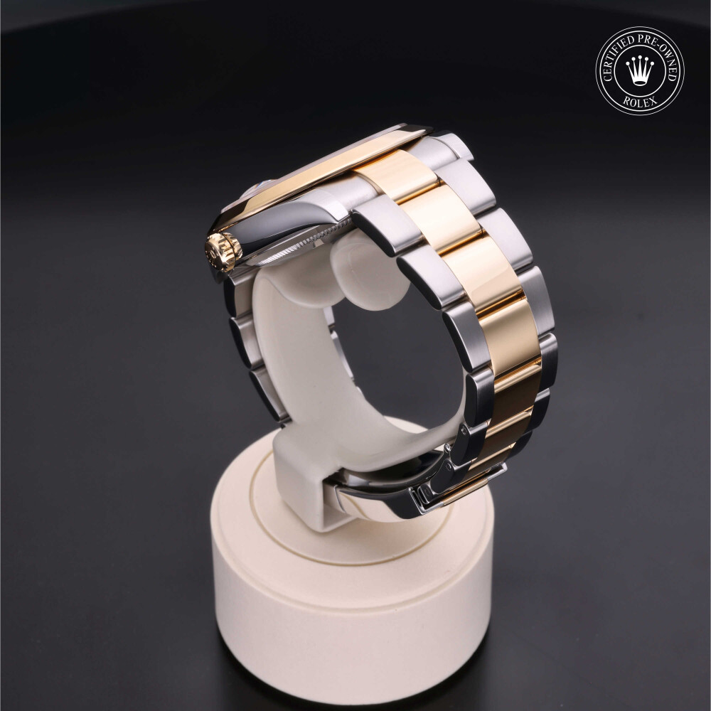 rolex-certified-pre-owned-Datejust-41 mm-Yellow Rolesor-2017-M126303-0013