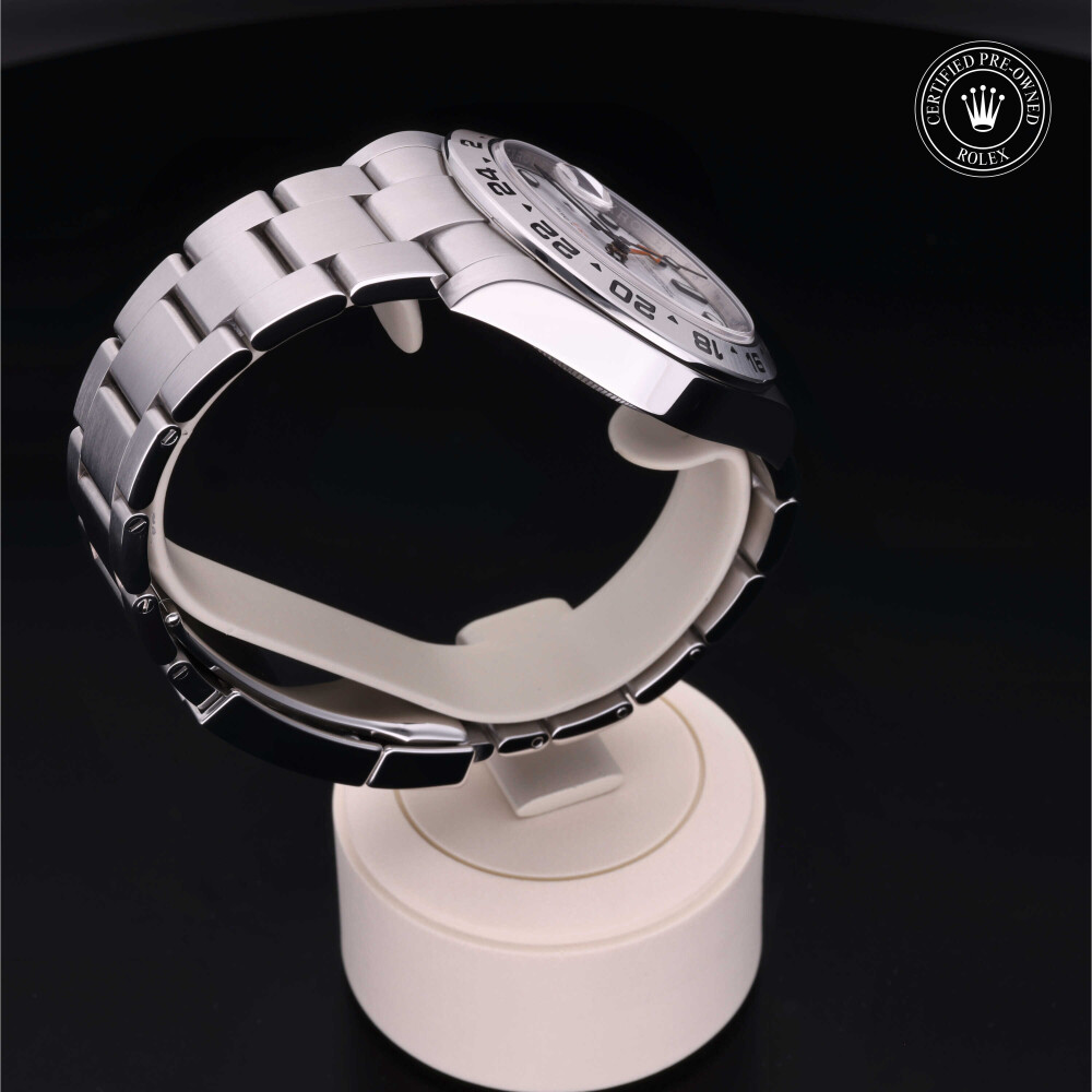 rolex-certified-pre-owned-Explorer II-42 mm-Oystersteel-2019-M216570-0001