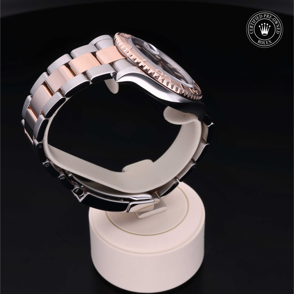 rolex-certified-pre-owned-Yacht-Master-40 mm-Everose Rolesor-2019-M116621-0002