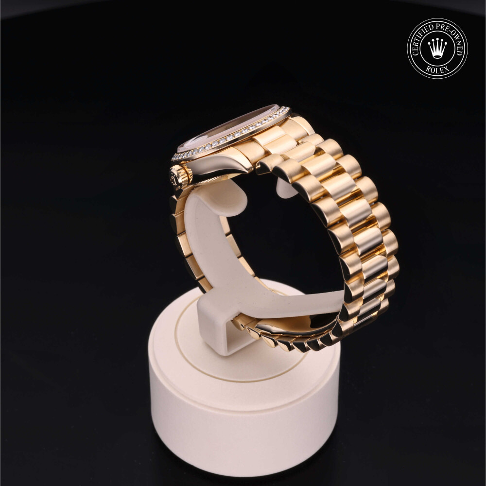 rolex-certified-pre-owned-Datejust-31 mm-18ct Yellow Gold-2005-M178288