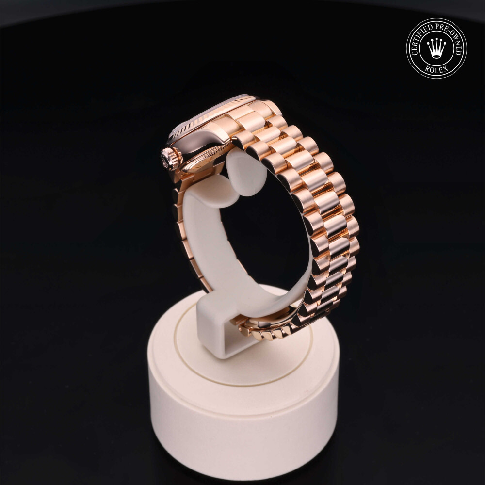 rolex-certified-pre-owned-Lady-Datejust-26 mm-18ct Rose Gold-2002-M179175-0039