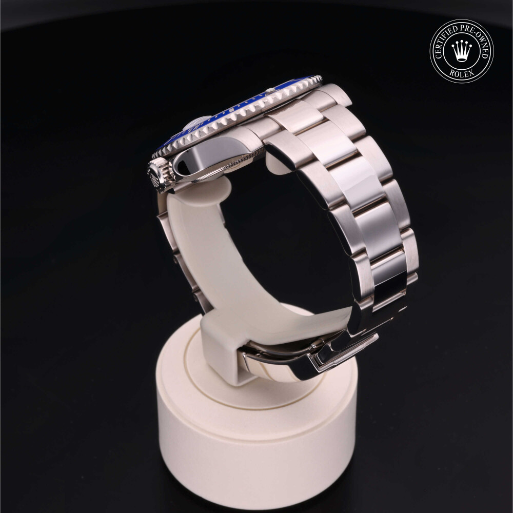 rolex-certified-pre-owned-Submariner Date-40 mm-18ct White Gold-2009-M116619LB-0001