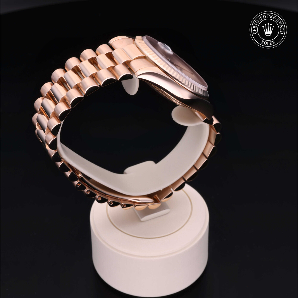 rolex-certified-pre-owned-Day-Date-36 mm-18ct Everose Gold-2004-M118235-0029