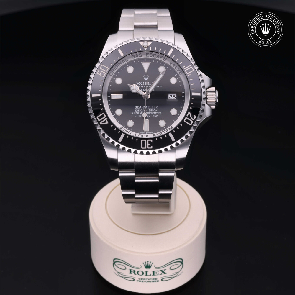 rolex-certified-pre-owned-Sea-Dweller Deepsea-44 mm-Oystersteel-2015-M116660-0001