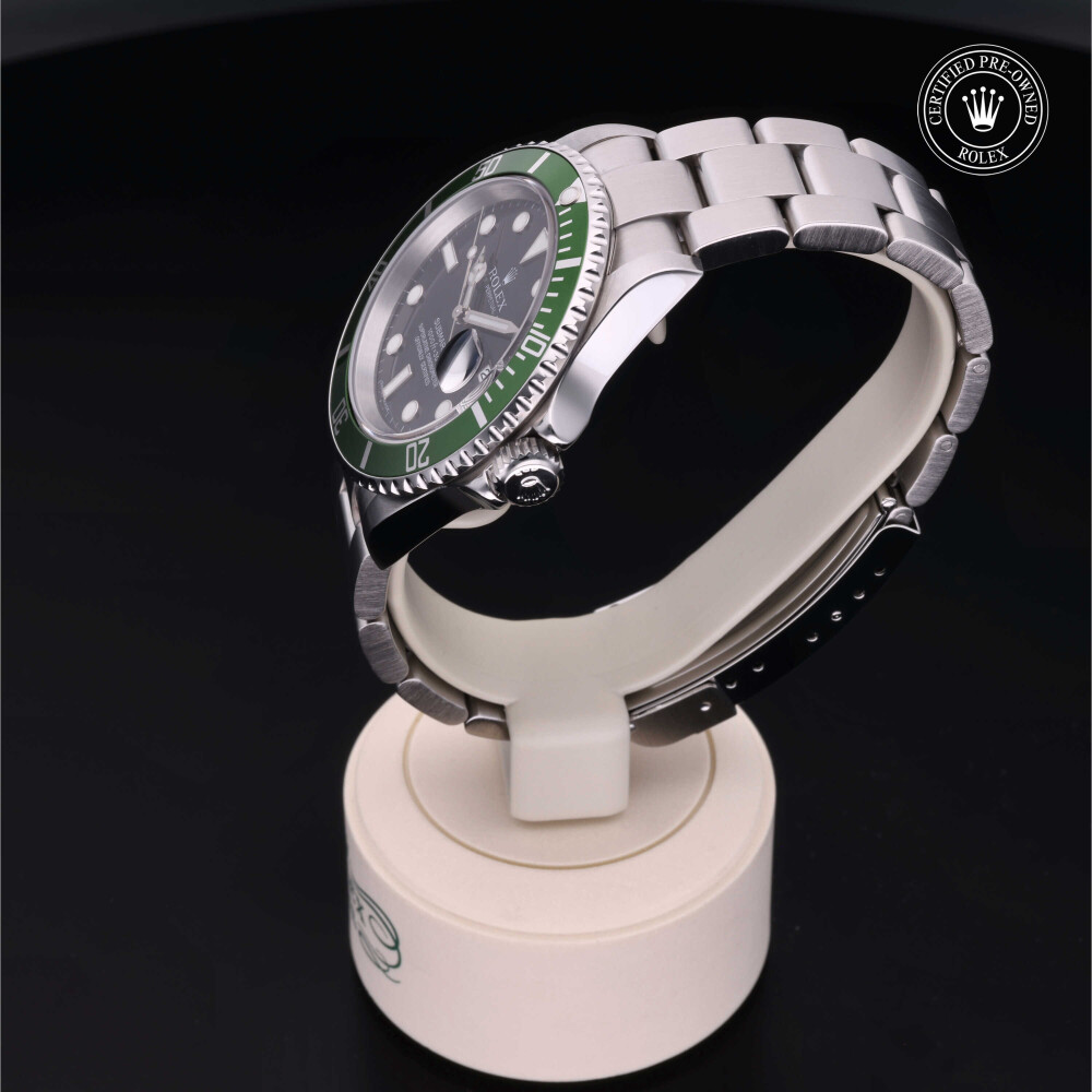 rolex-certified-pre-owned-Submariner Date-40 mm-Oystersteel-2006-M16610LV-0002