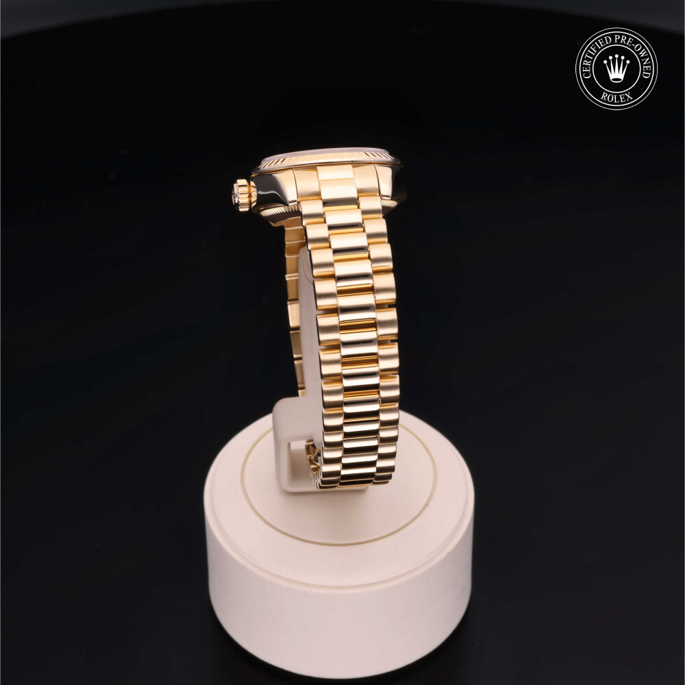 rolex-certified-pre-owned-Lady-Datejust-26 mm-18ct Yellow Gold-2007-179178