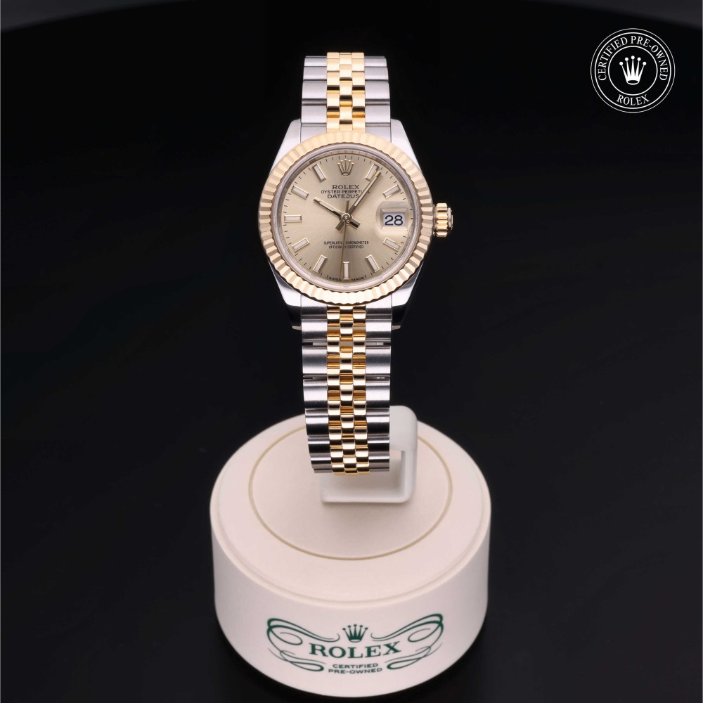 rolex-certified-pre-owned-Lady-Datejust-28 mm-Yellow Rolesor-2019-279173