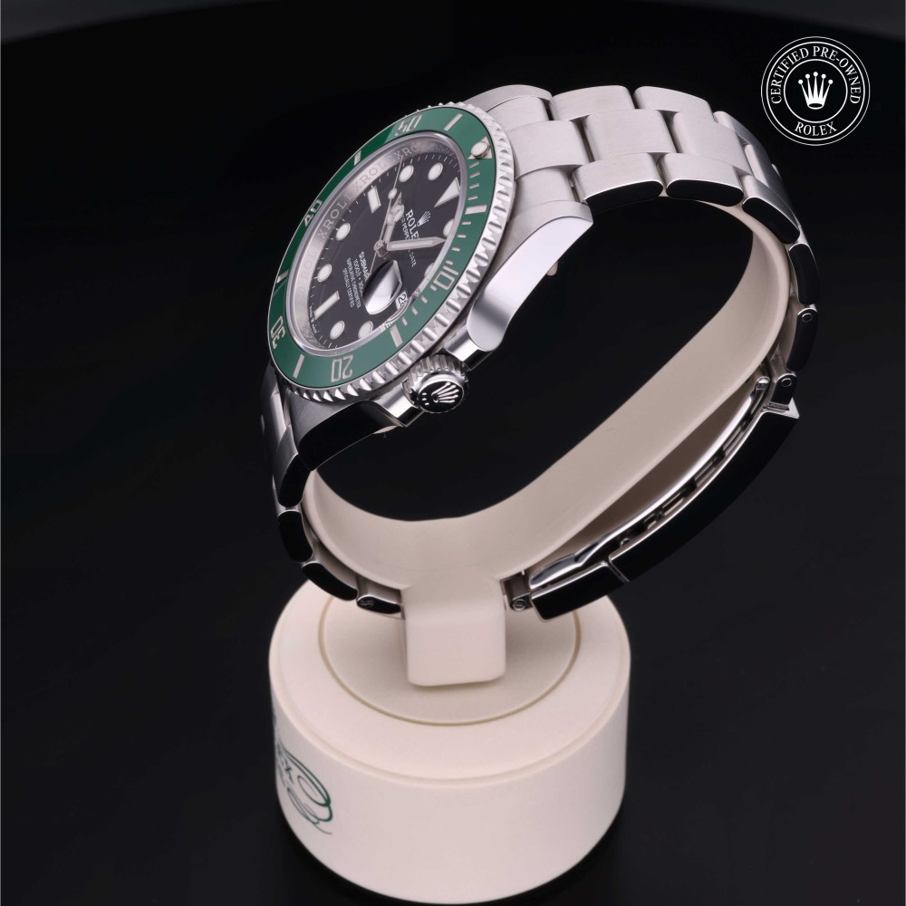rolex-certified-pre-owned-Submariner Date-41 mm-Oystersteel-2020-126610LV