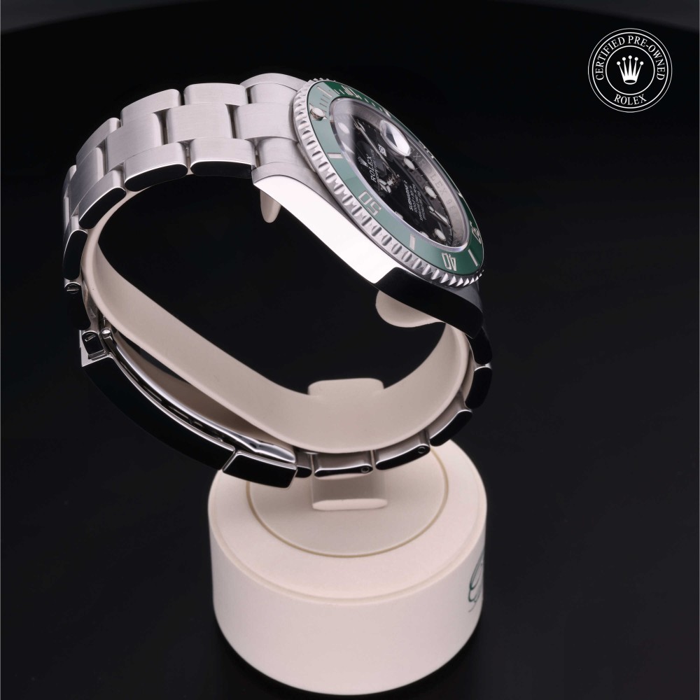 rolex-certified-pre-owned-Submariner Date-41 mm-Oystersteel-2020-126610LV