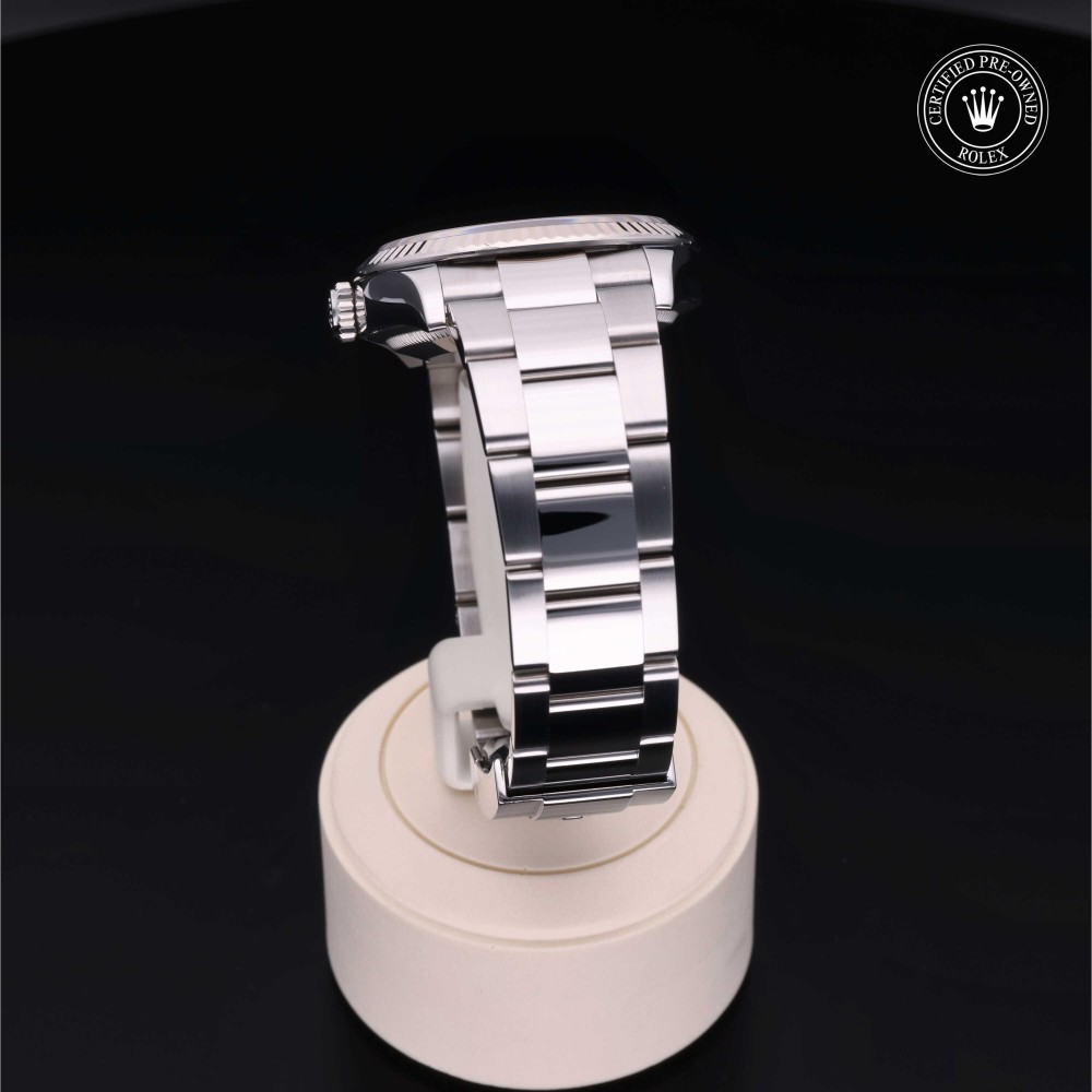 rolex-certified-pre-owned-Datejust-36 mm-White Rolesor-2020-M126234-0031