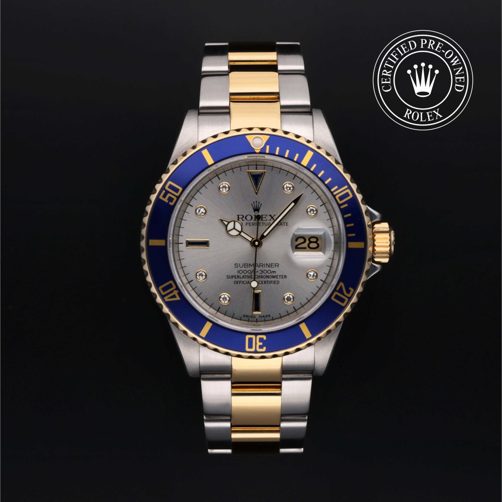 rolex-certified-pre-owned-Submariner Date-40 mm-Yellow Rolesor-2005-16613