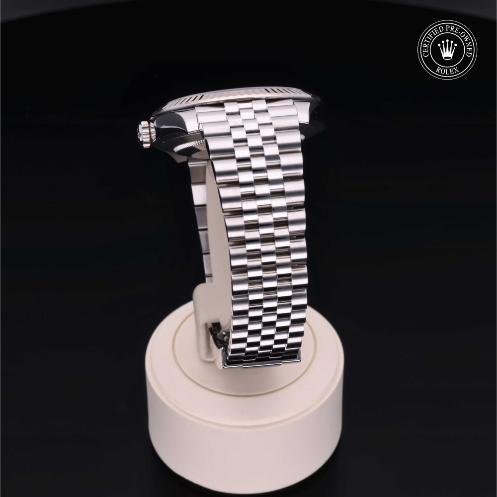 rolex-certified-pre-owned-Datejust-41 mm-White Rolesor-2020-M126334-0016