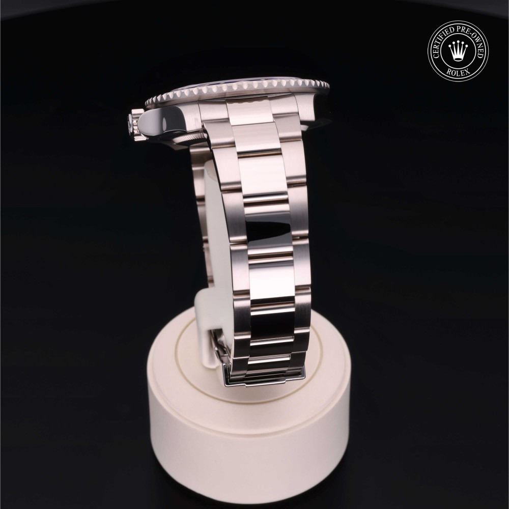 rolex-certified-pre-owned-GMT-Master II-40 mm-18ct White Gold-2020-M126719BLRO-0002