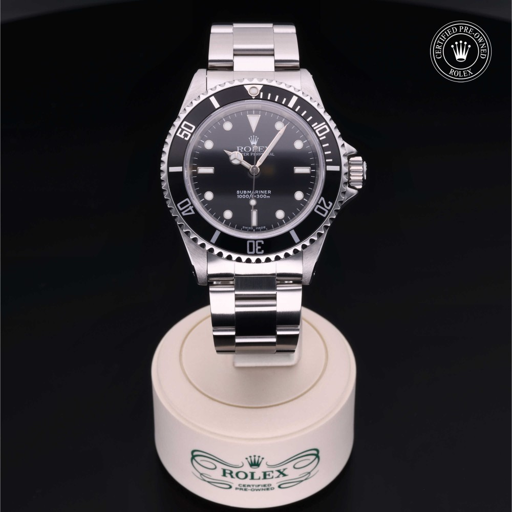 rolex-certified-pre-owned-Submariner-40 mm-Oystersteel-2003-M14060M