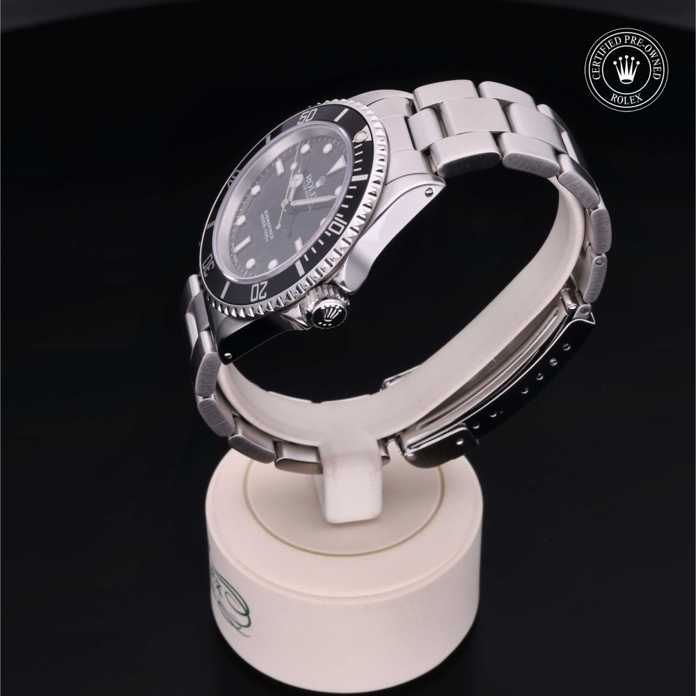rolex-certified-pre-owned-Submariner-40 mm-Oystersteel-2003-M14060M