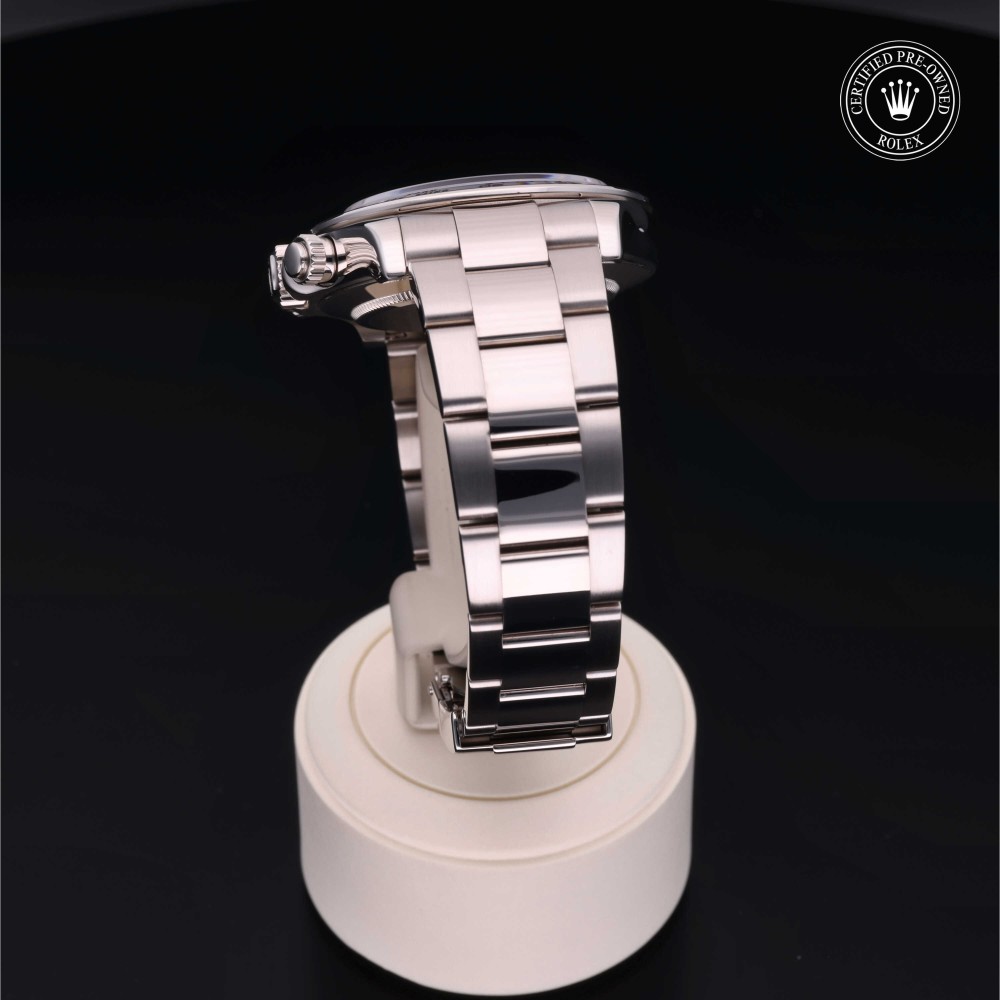 rolex-certified-pre-owned-Cosmograph Daytona-40 mm-18ct White Gold-2005-M116509-0019