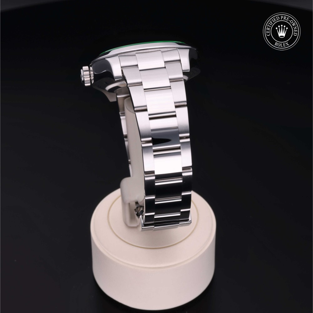 rolex-certified-pre-owned-Milgauss-40 mm-Oystersteel-2017-116400GV