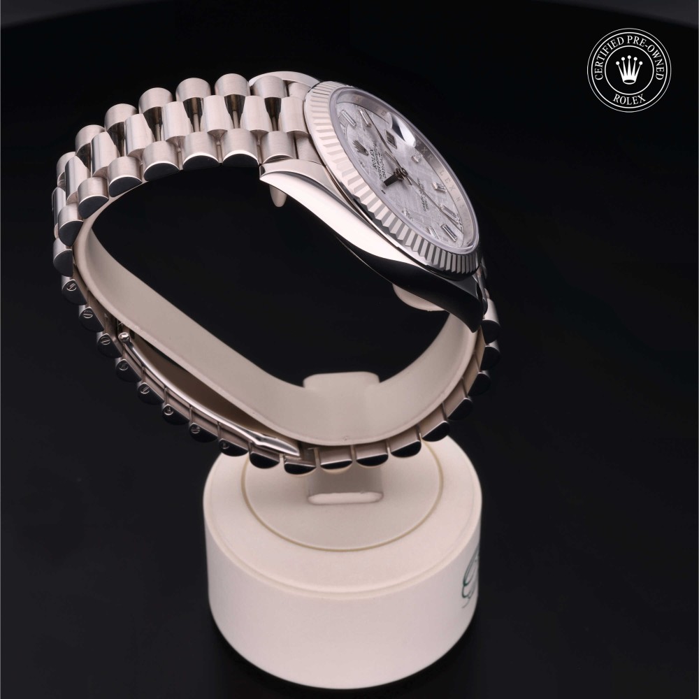 rolex-certified-pre-owned-Day-Date-40 mm-18ct White Gold-2020-M228239-0055