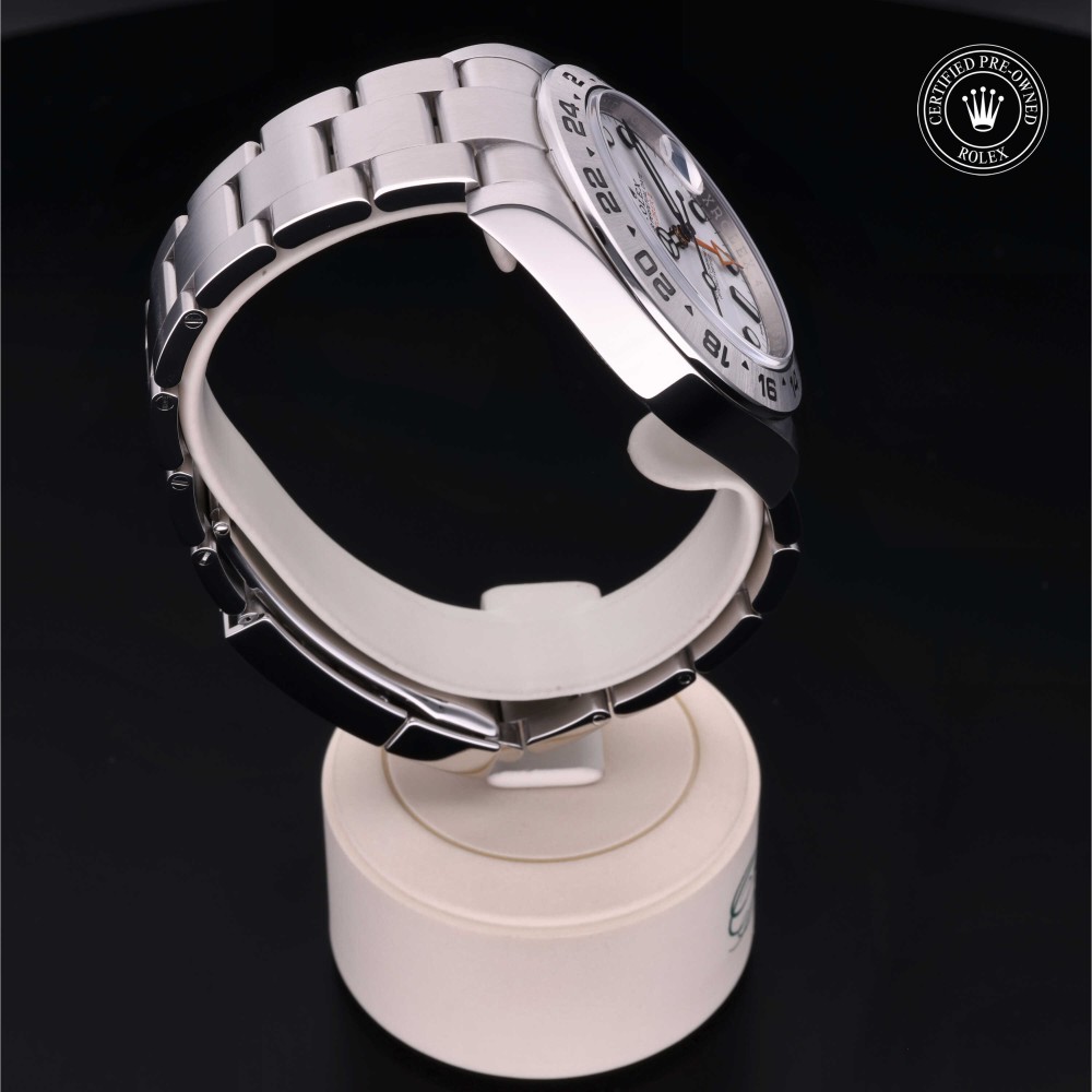 rolex-certified-pre-owned-Explorer II-42 mm-Oystersteel-2017-M216570-0001