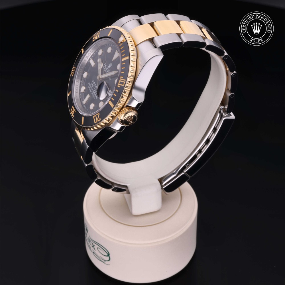 Rolex Certified Pre Owned Submariner Date 40 mm M116613LN 0001