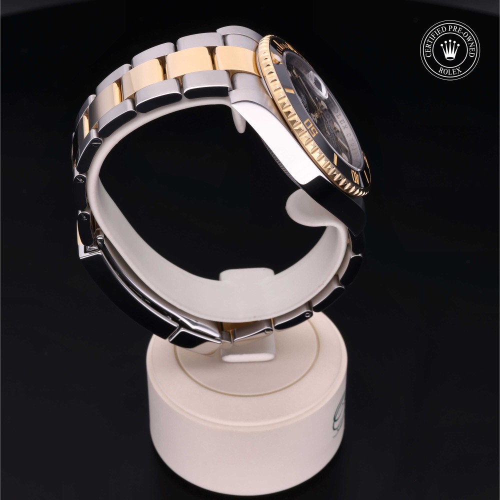 rolex-certified-pre-owned-Submariner Date-40 mm-Yellow Rolesor-2013-M116613LN-0001