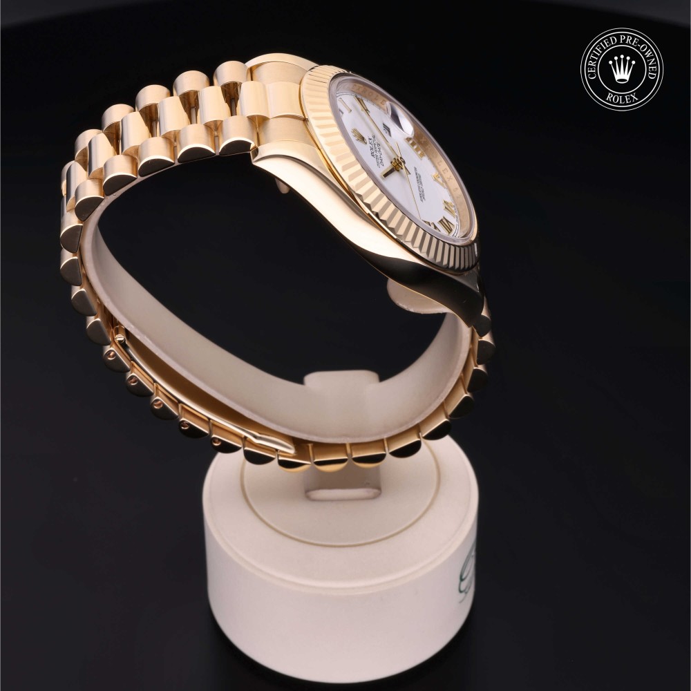 rolex-certified-pre-owned-Day-Date II-41 mm-18ct Yellow Gold-2013-M218238-0037