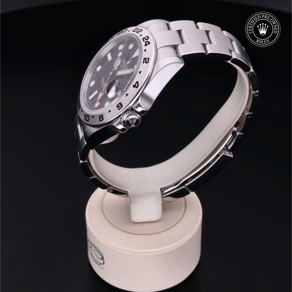 rolex-certified-pre-owned-Explorer II-42 mm-Oystersteel-2016-216570