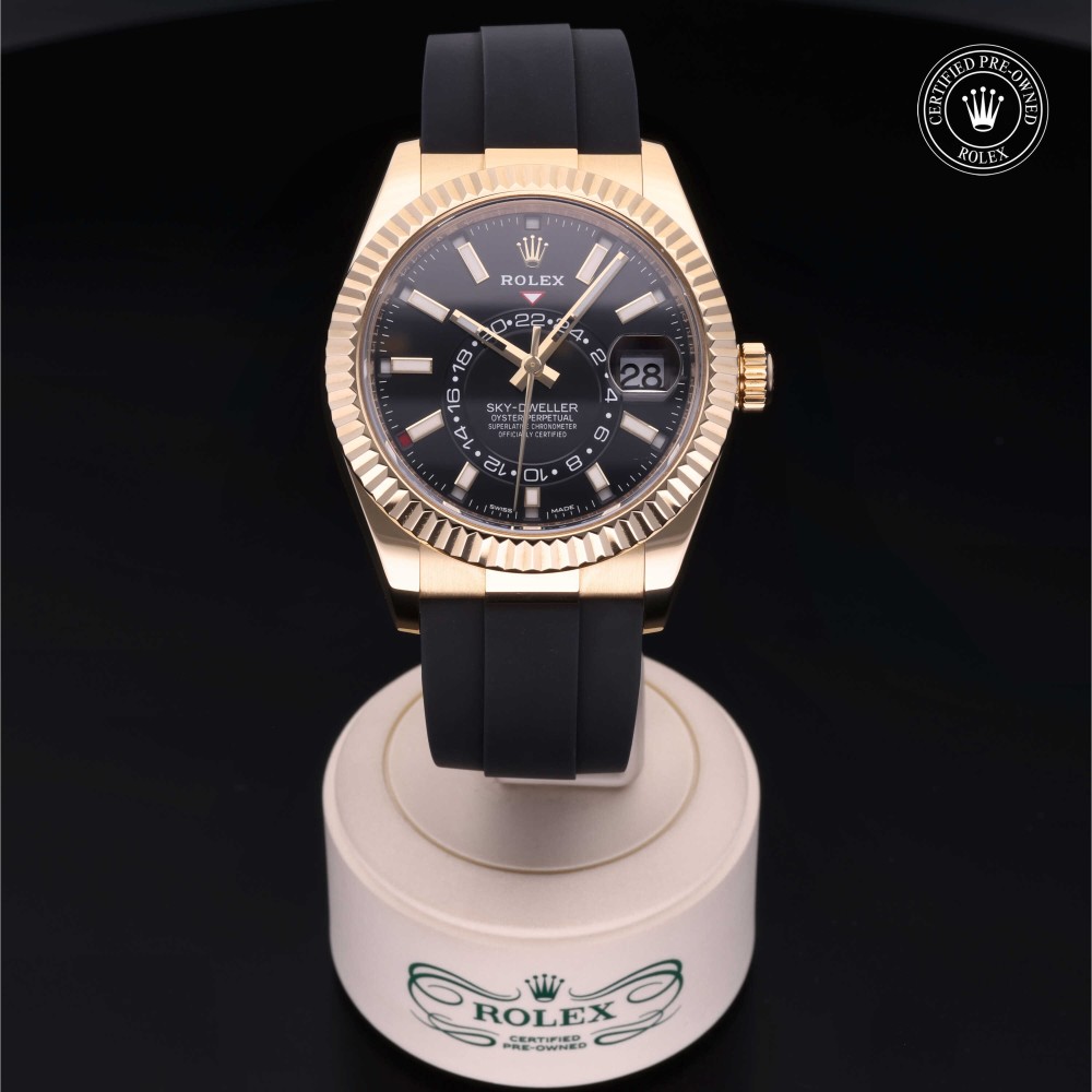 rolex-certified-pre-owned-Sky-Dweller-42 mm-18ct Yellow Gold-2021-M326238-0009