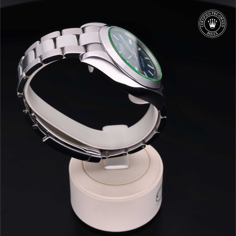 rolex-certified-pre-owned-Milgauss-40 mm-Oystersteel-2021-M116400GV-0002