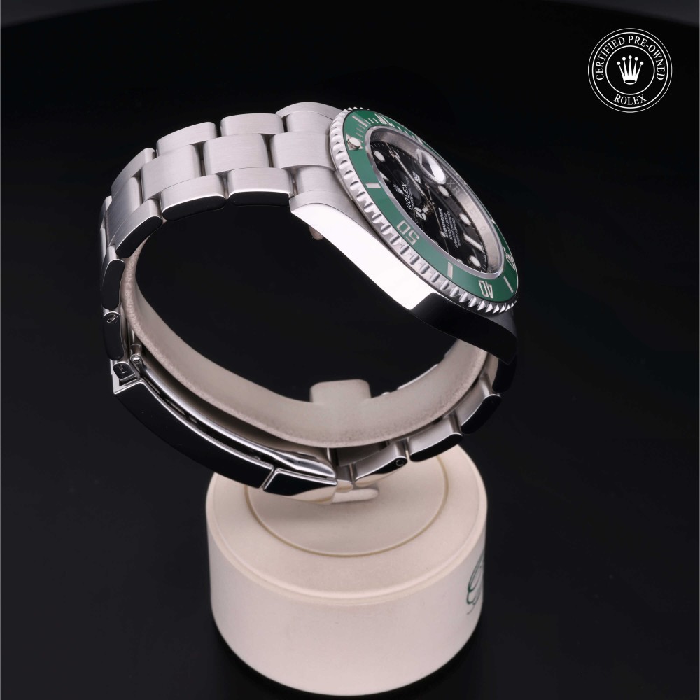 rolex-certified-pre-owned-Submariner Date-41 mm-Oystersteel-2020-M126610LV-0002