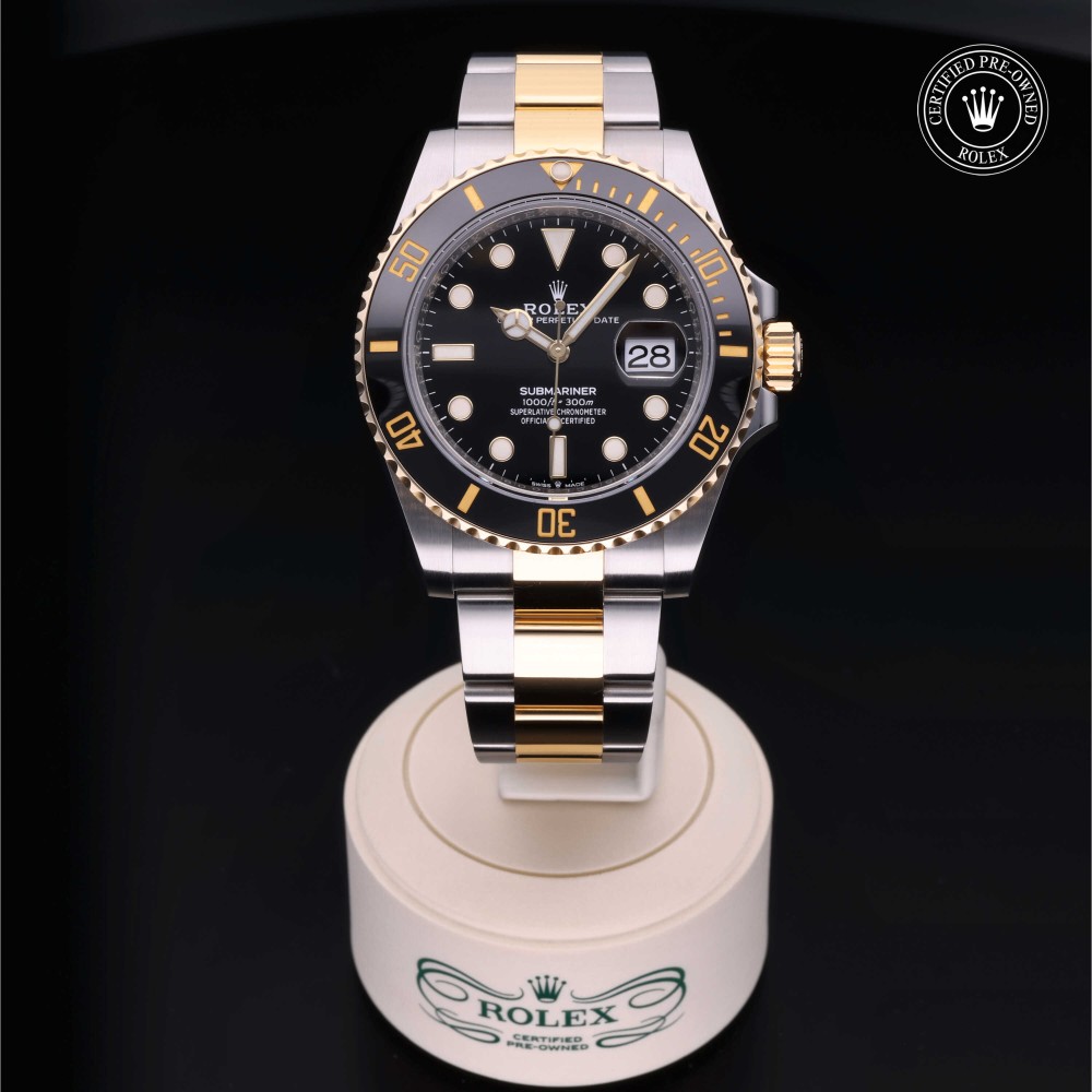 rolex-certified-pre-owned-Submariner Date-41 mm-Yellow Rolesor-2021-M126613LN-0002