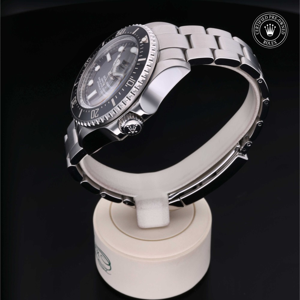 rolex-certified-pre-owned-Sea-Dweller Deepsea-44 mm-Oystersteel-2013-M116660-0001