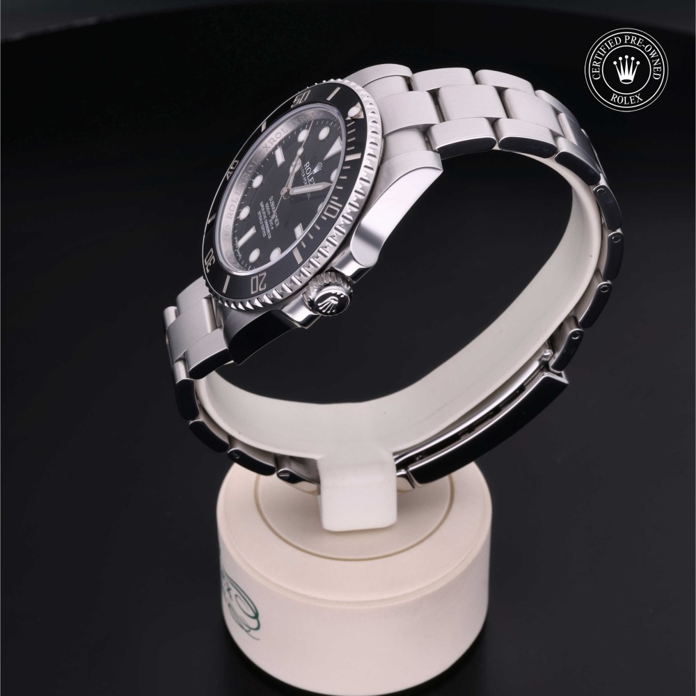 rolex-certified-pre-owned-Submariner-40 mm-Oystersteel-2013-M114060-0002