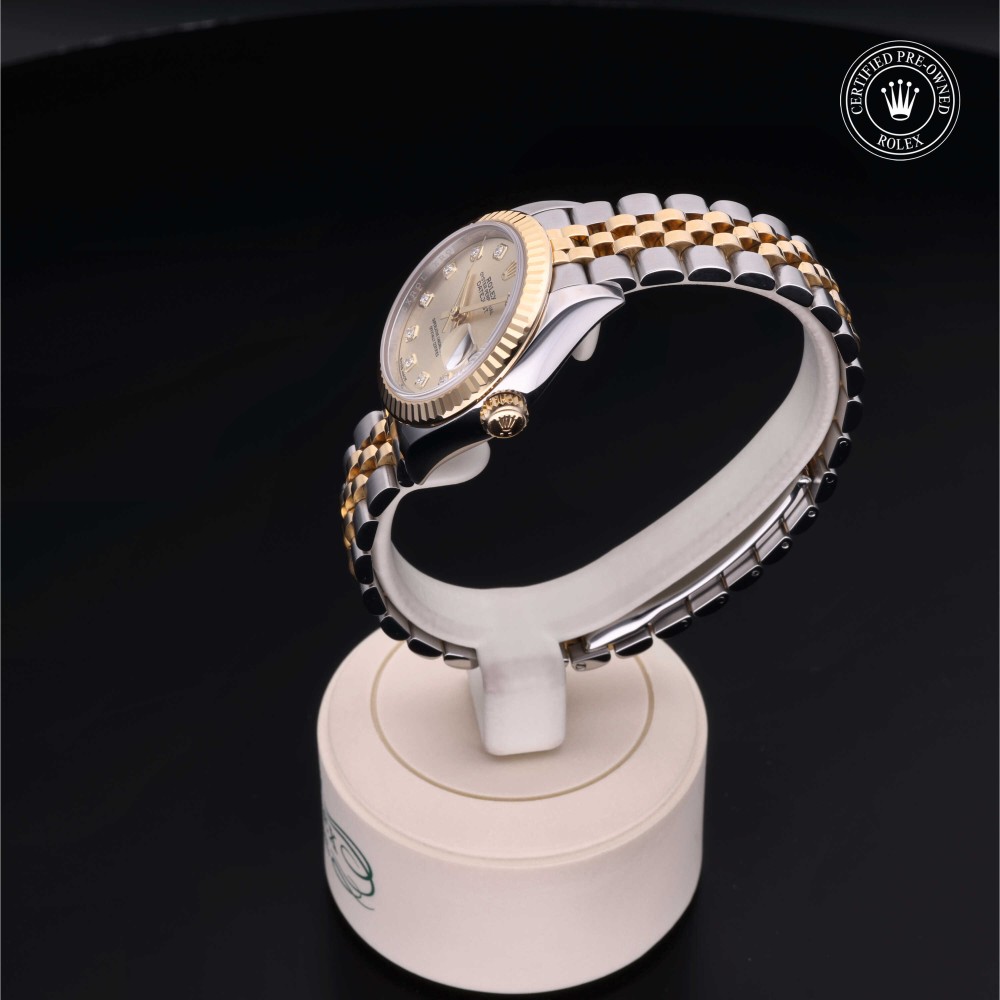 rolex-certified-pre-owned-Lady-Datejust-28 mm-Yellow Rolesor-2016-M279173-0011