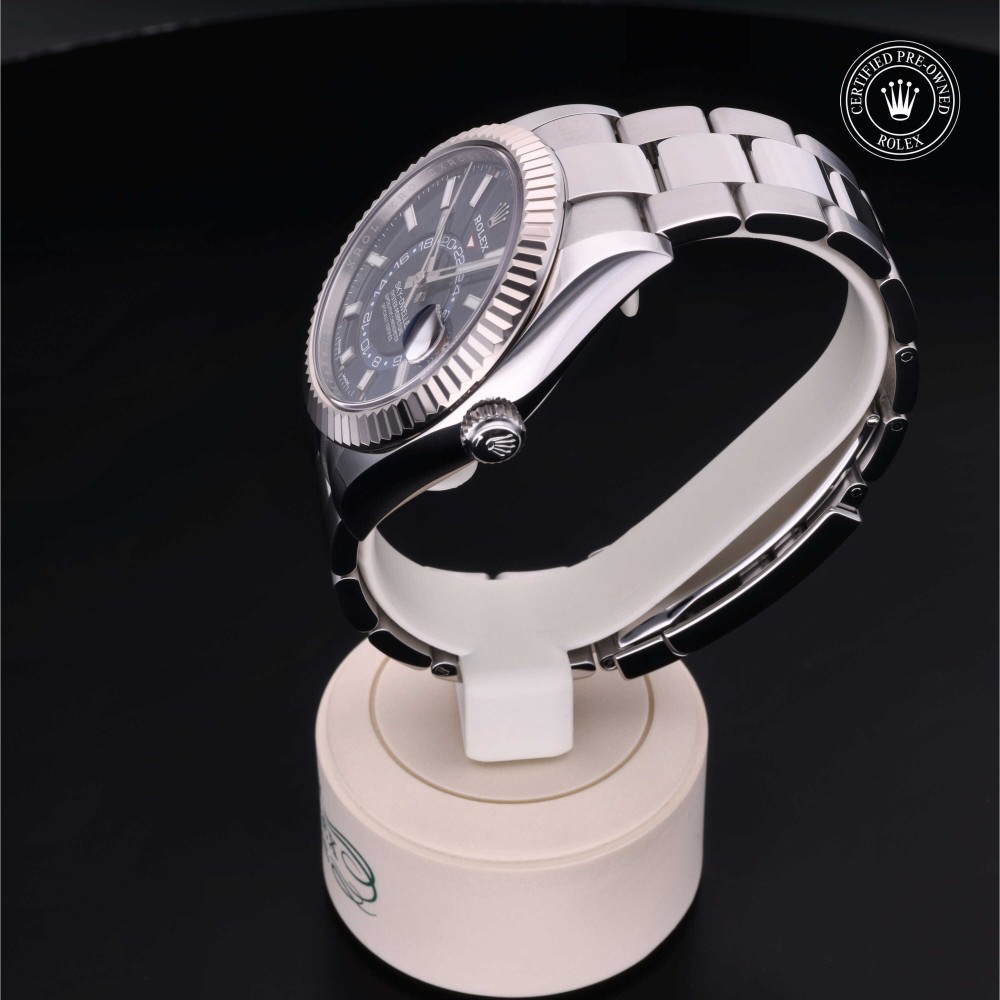 rolex-certified-pre-owned-Sky-Dweller-42 mm-White Rolesor-2020-M326934-0003