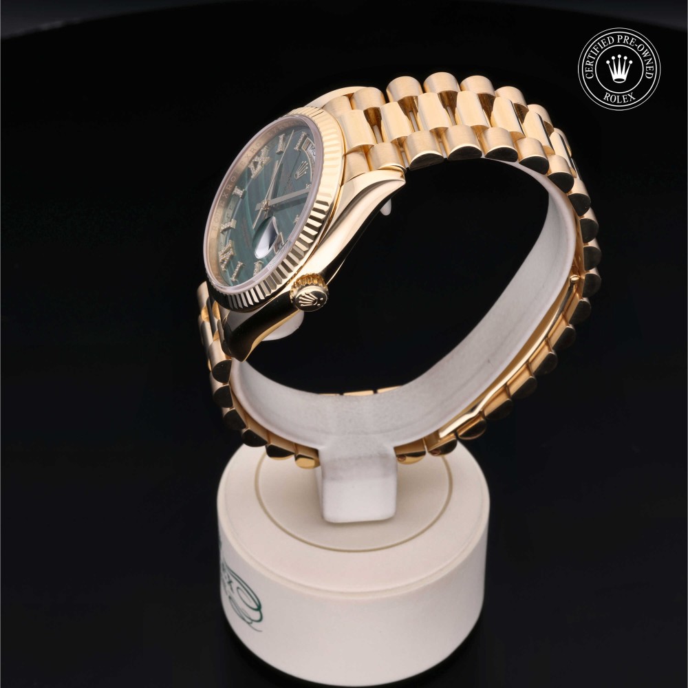 rolex-certified-pre-owned-Day-Date-36 mm-18ct Yellow Gold-2021-M128238-0048