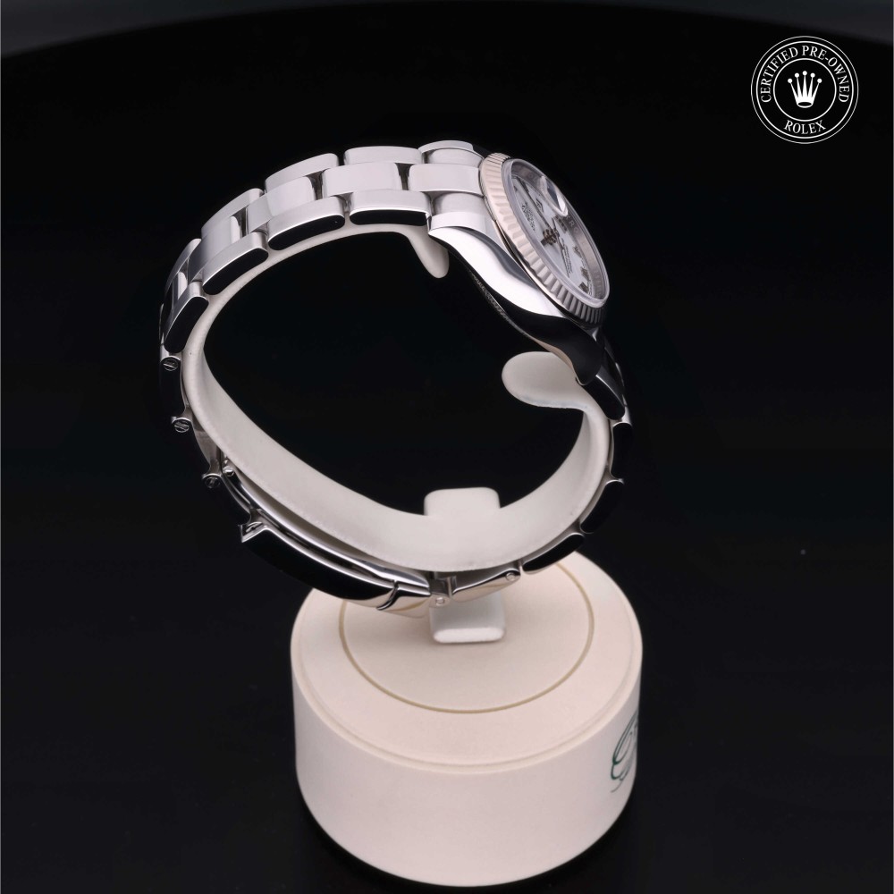 rolex-certified-pre-owned-Lady-Datejust-26 mm-White Rolesor-2007-B312-179174-1-A1