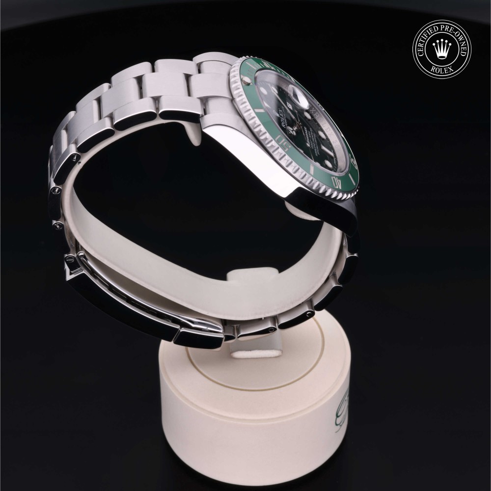 rolex-certified-pre-owned-Submariner Date-40 mm-Oystersteel-2019-M116610LV-0002