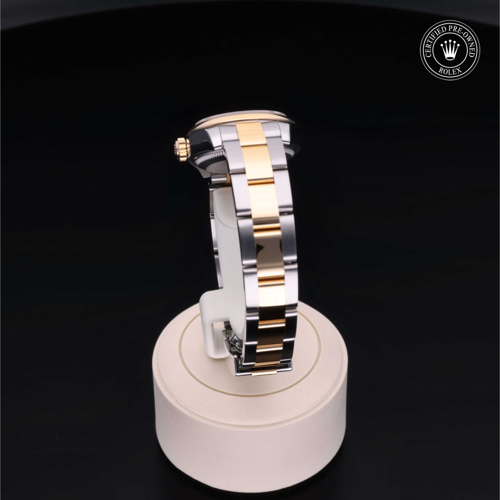 rolex-certified-pre-owned-Lady-Datejust-26 mm-Yellow Rolesor-2013-M179163-0138