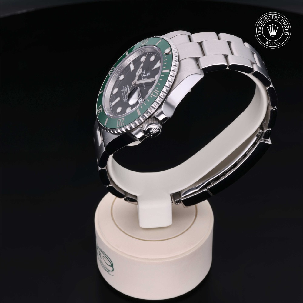 rolex-certified-pre-owned-Submariner Date-41 mm-Oystersteel-2021-M126610LV-0002