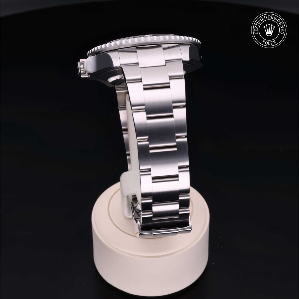 rolex-certified-pre-owned-Sea-Dweller-43 mm-Oystersteel-2020-M126600-0001